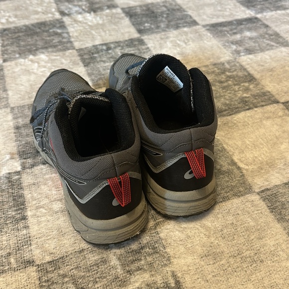 Men’s Pre-worn High Top ASICS - Picture 3 of 5